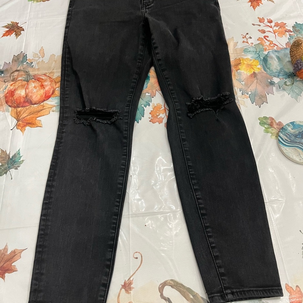 American Eagle Outfitters Women's Black Ripped Skinny Jeggings Size 12